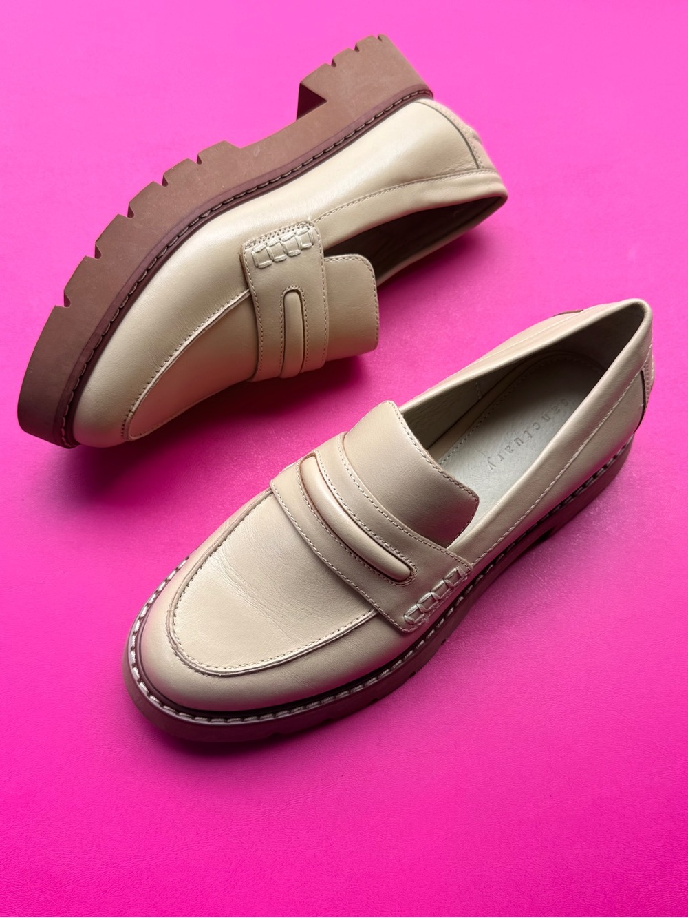 Sanctuary Westside Oat Milk Cream Leather Chunky Lug Sole Penny Loafers Size 5.5